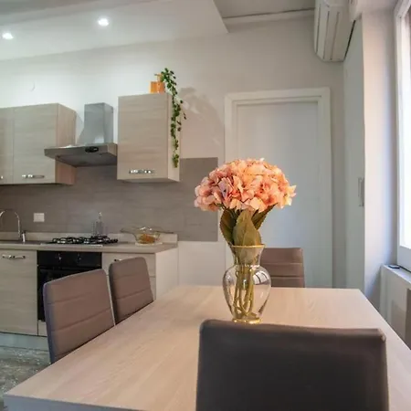 Campania Pompei Luxury - 150m Dalla Stazione - 5km Da Pompei * Poggiomarino
